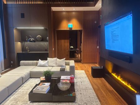 For Lease - 3240 William Coltson Avenue Unit# 2001, Oakville, Ontario - Photo 5