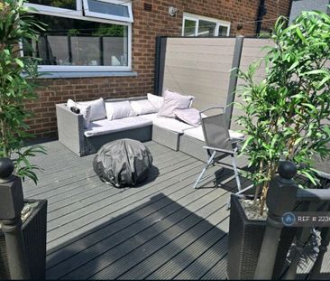 1 bedroom in a house share to rent - Photo 6