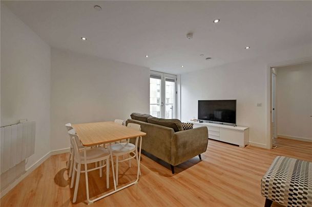 Stunning Furnished Two-Bedroom Apartment | City Centre, Bristol - Photo 1
