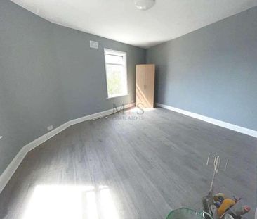 Adelaide Road, Southall, UB2 - Photo 2