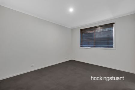 344 Findon Road, - Photo 2