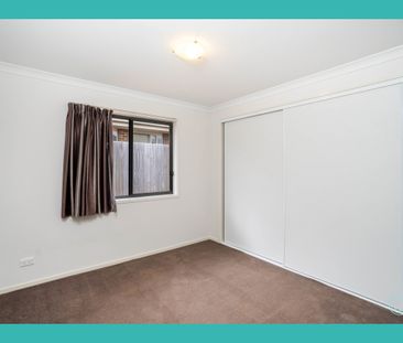 17 Isbister Street, Macgregor ACT 2615 - House For Rent | Domain - Photo 4