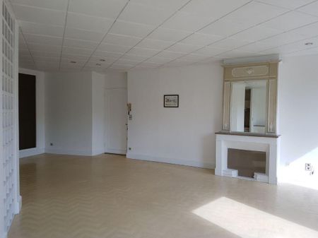Location Appartement 4 pièces 91m² PRIVAS 07000 - Photo 4