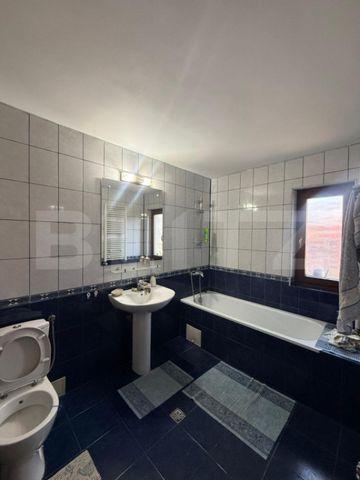 Casa spatioasa, S+P+1, 250mp, Str Ana Ipătescu - Photo 2