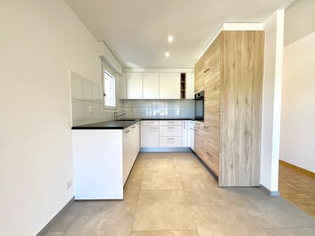 Bel appartement lumineux de 3,5 pièces avec balcon - Photo 2