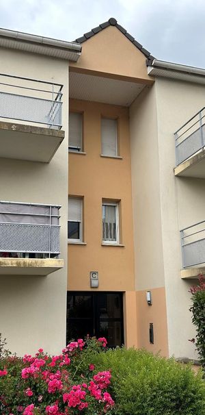Location Appartement 2 pièces 48m² SALLAUMINES 62430 - Photo 1
