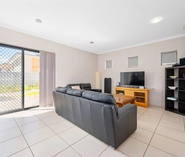 Large RM 1 & 2 /14A Lawson Street, Bentley, WA 6102 - Photo 3