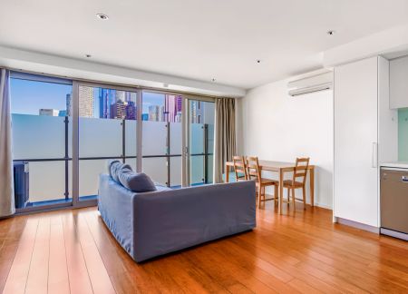 1 Bedroom*605 - Photo 4