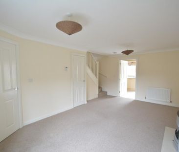 3 bedroom terraced house to rent - Photo 2