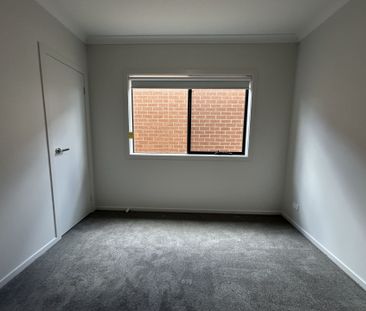 BRAND NEW FOUR BEDROOM HOME ! - Photo 4