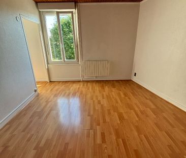 Location Appartement 1 pièce 23m² - Photo 4