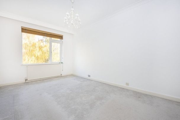 3 bedroom flat to rent - Photo 1