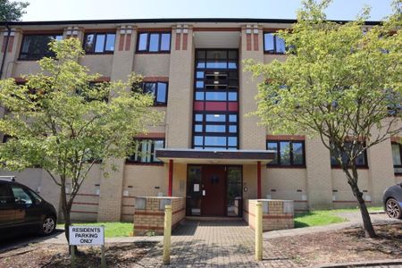 2 Bed Flat to let in Albion Place, Campbell Park, Milton Keynes, MK9 - Photo 2