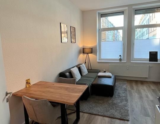 Helle, möblierte Wohnung in Düsseldorf Flingern zur Zwischenmiete - Photo 1