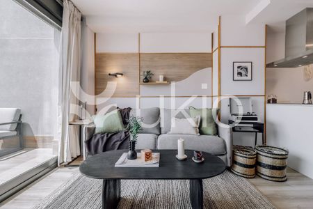 2 room luxury Apartment for rent in Madrid, Spain - Photo 4