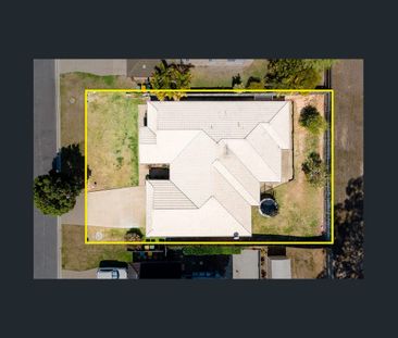 Fresh, Spacious & Perfectly Positioned - Photo 2