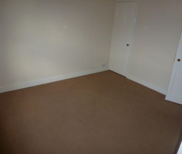 Cross Street, Lincoln, Lincoln - Photo 4