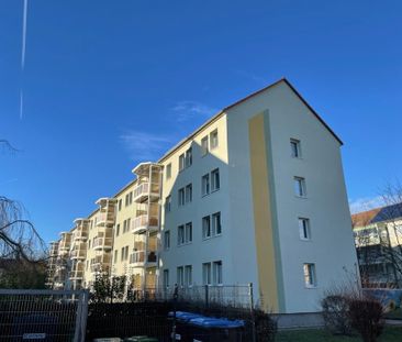 zentral gelegene 3-R-Wohnung mit Balkon in Lucka (Thür.) - W0330 - Foto 1