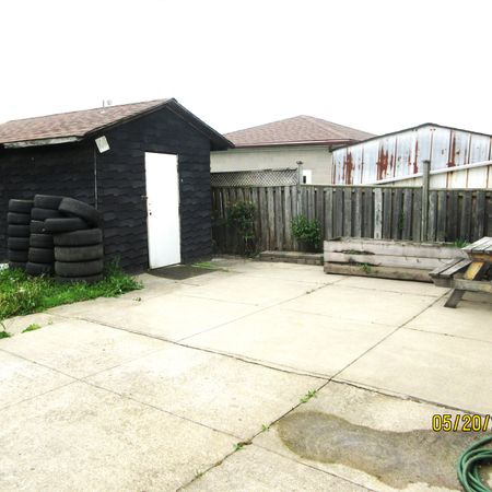 For Lease - 100 Snowood Court, Toronto, Ontario - Photo 3