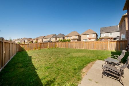 For Lease - 142 Martin Trail, New Tecumseth, Ontario - Photo 4