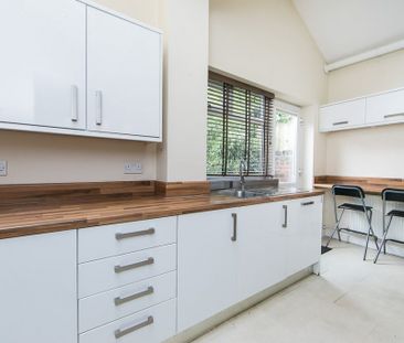 Station Parade, Headingley, Leeds - Photo 4