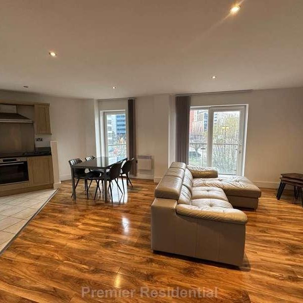 Xq Building, M5 - Photo 1