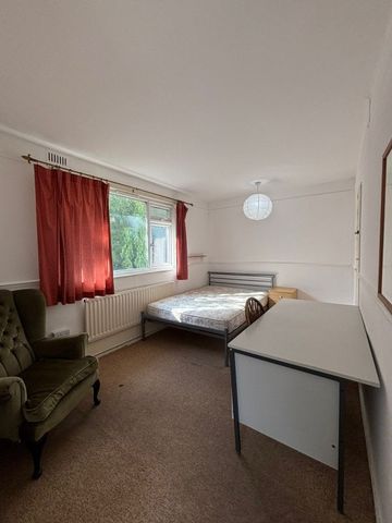 Rushlake Road, Brighton - Photo 2