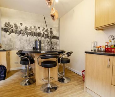 8 bedroom house to rent - Photo 3