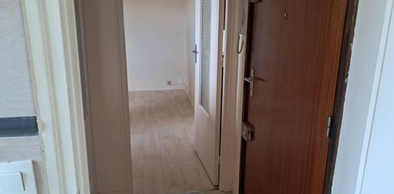 Location Appartement 1 pièce 20m² SENS 89100 - Photo 2