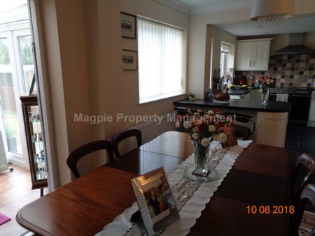 Price £675 pcm - Available 30/01/2026 - Furnished - Photo 3