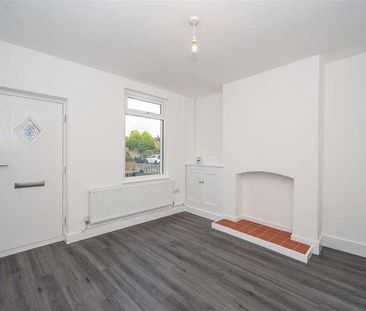 Ormskirk Road, Rainford, St. Helens, WA11 - Photo 2