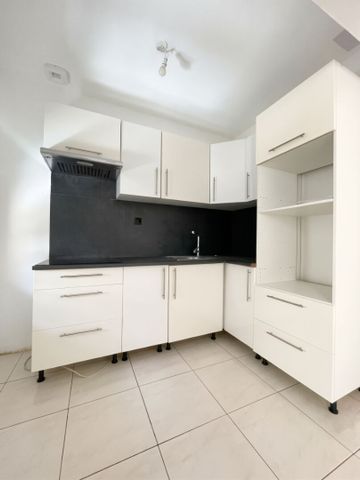 Location Appartement 3 pièces 78m² HOMECOURT 54310 - Photo 5