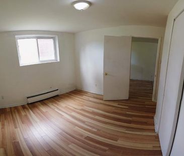 1 CH - 1 SDB - Québec - $827 /mo - Photo 2