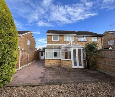 3 bedroom semi-detached house to rent - Photo 6