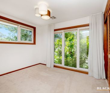 308 Southern Cross Drive, Macgregor ACT 2615 - House For Rent | Domain - Photo 3