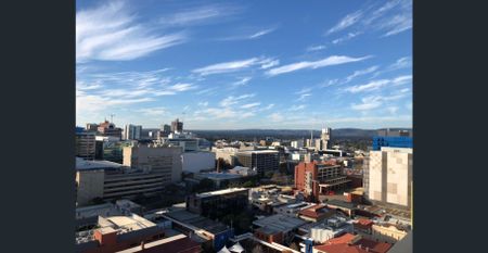 TWO BEDROOM APARTMENT IN THE HEART OF ADELAIDE CBD - Photo 4