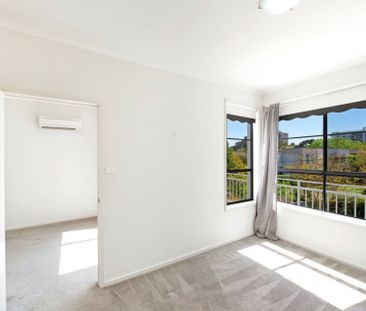 Leafy Living in Braddon - Photo 5