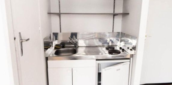 Location Appartement 1 pièce 21m² LILLE 59000 - Photo 2