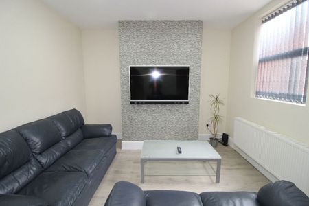 Emmanuel Street, PRESTON, Lancashire PR1 7NS - Photo 4