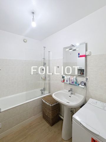 A LOUER Appartement Granville 3 pièce(s) 58.18 m2 - Photo 5