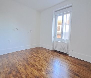 Appartement T2 rénové – Is- sur- Tille – Proches commerces - Photo 4