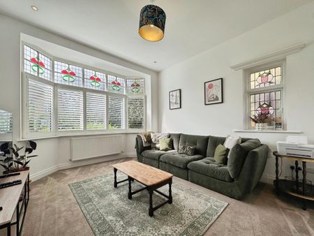 5 bedroom detached house to rent - Photo 4