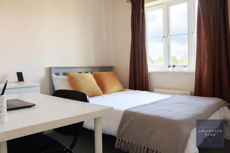 4 bedroom private hall to rent - Photo 3