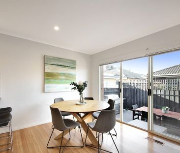 2/28 Adrian Street, Bentleigh East - Photo 2