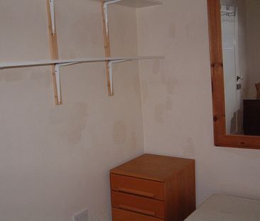 3 bed house - Photo 3