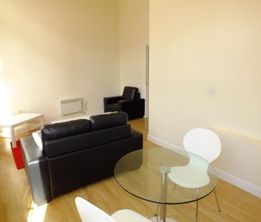1 bedroom Flat To Let - Photo 1