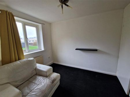 3 bedroom terraced house to rent - Photo 2