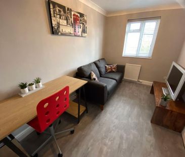 4 bedroom house to rent - Photo 1