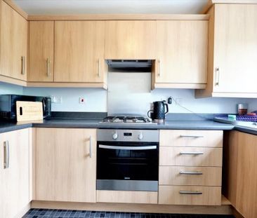 3 Bed Semi-Detached House, Terry Road, CV3 - Photo 3
