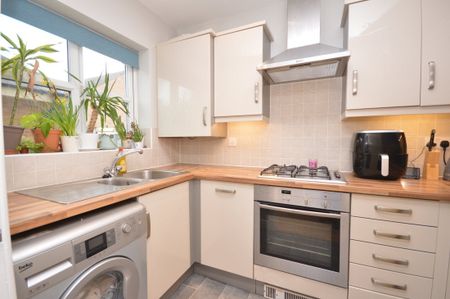 3 bedroom house - Photo 3